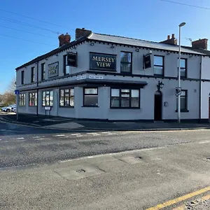 Mersey View & Pub Hotel
