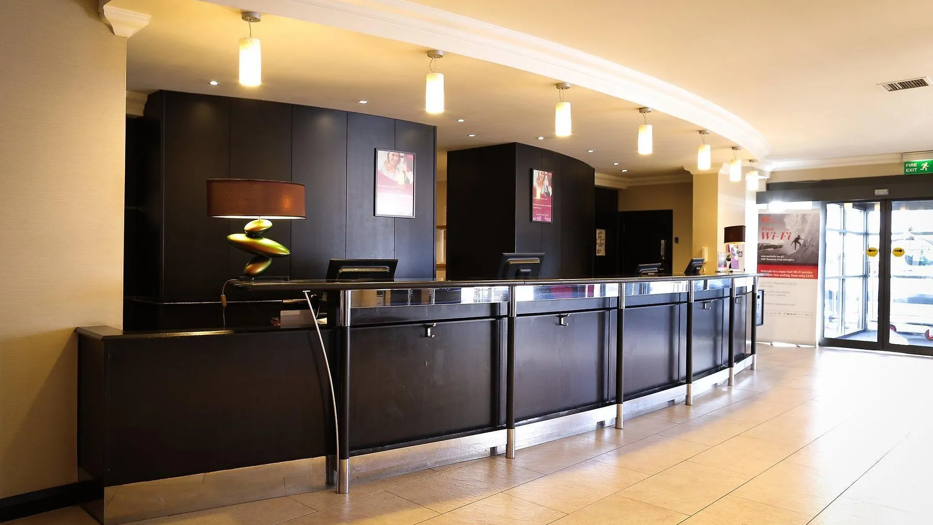 Crowne Plaza Manchester Airport By Ihg Hale  Hotel