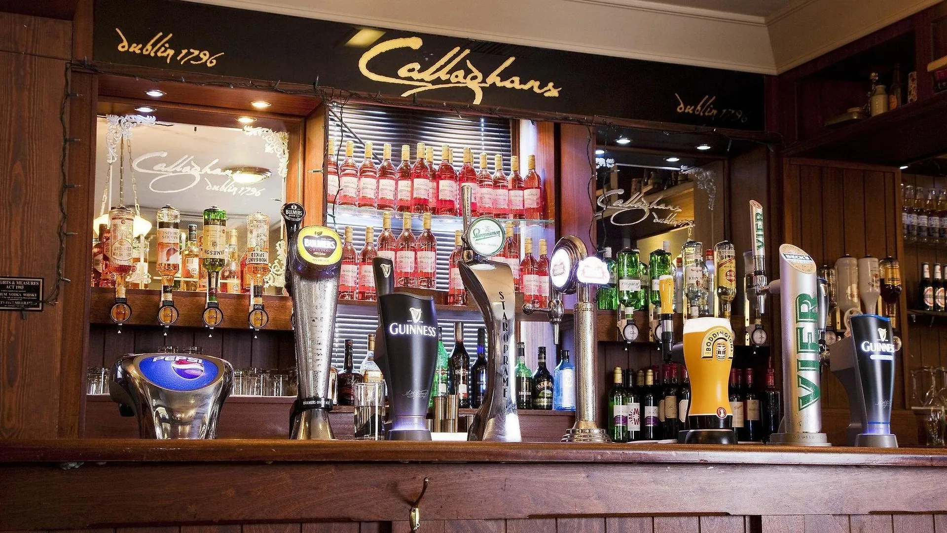 Crowne Plaza Manchester Airport By Ihg Hale  Hotel Hale (Greater Manchester)